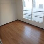 洋室６帖 (内装)