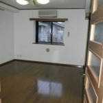 ＬＤＫ１０帖 (居間)