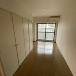 洋室10帖 (内装) 洋室10帖 (内装)