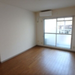 ＤＫ９帖 (居間)