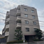 大泉学園駅徒歩９分・駅前に商業施設もあり(外観)