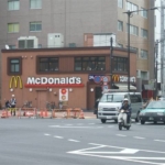 マクドナルド 240m (周辺)