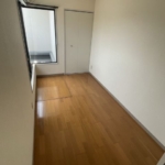 洋室４．４帖 (居間)