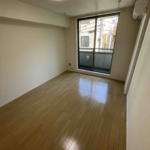 洋室７．２帖 (内装)