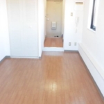 洋室６帖 (居間)