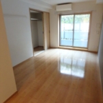 洋室８．５帖 (内装)