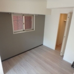 洋室６帖 (居間)