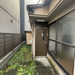 ２階建ての戸建てです★(外観)